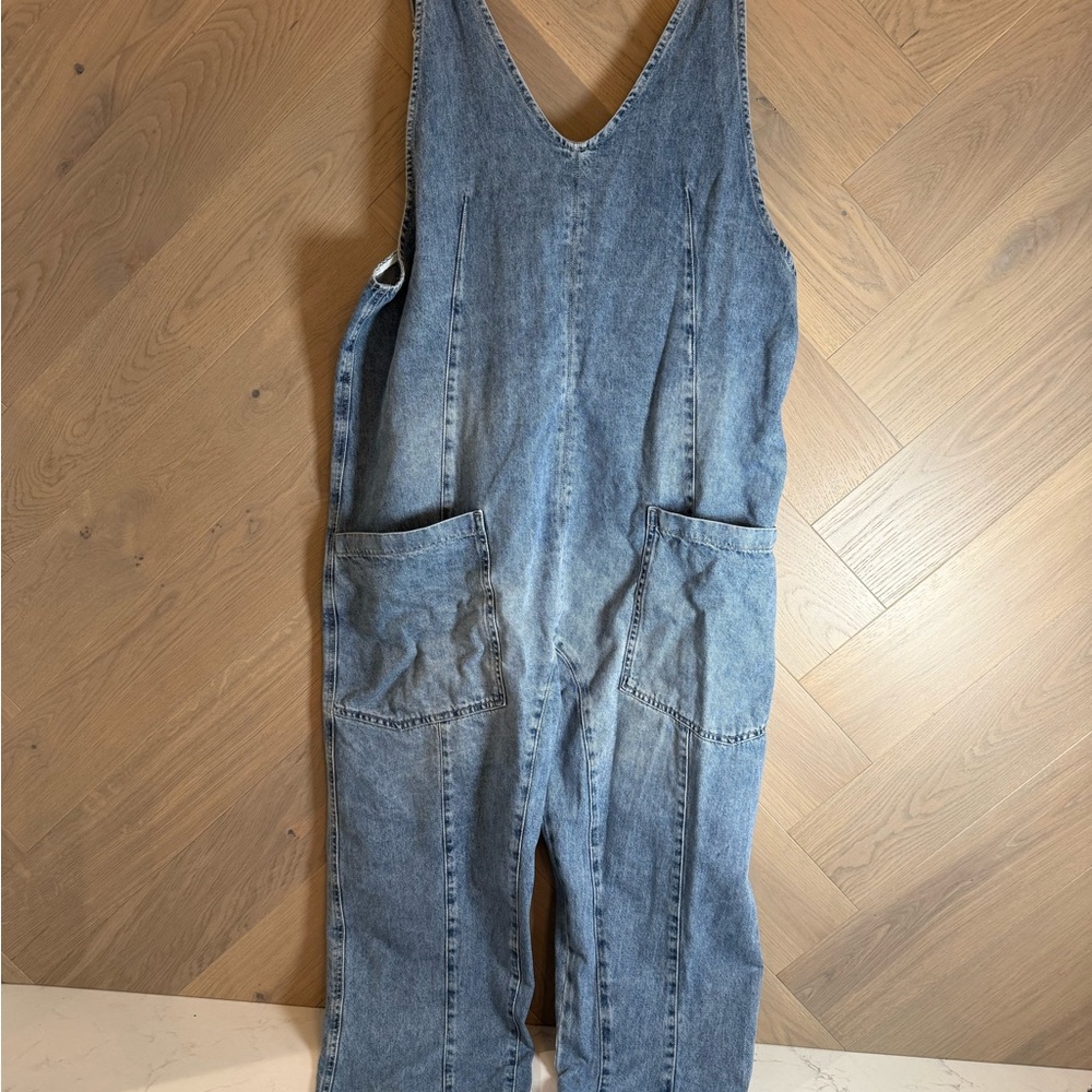 Light Wash Denim Overalls with Front Pockets